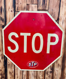 Véritable panneau routier Américain - STOP Indy500 - 61X61cm - Provenance Indiana, USA