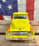 Véritable miniature tirelire Ford F-100 de 1956 en métal - Echelle 1:25 - Import USA
