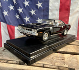 RARE - Véritable miniature Plymouth ’Cuda 340 de 1971 en métal sur son socle ! Import USA