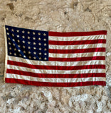 Véritable drapeau américain 48 étoiles - Années 1940’s - 100 % coton - Étoiles brodées - Provenance Indiana, USA