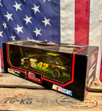 Véritable miniature NASCAR Échelle 1:24 - n°42 Kyle Petty - Pontiac - Mello Yello - Import USA