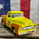 Véritable miniature tirelire Ford F-100 de 1956 en métal - Echelle 1:25 - Import USA