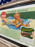 Véritable affiche publicitaire encadrée Coca-Cola® datant de 1941 ! MADE IN USA